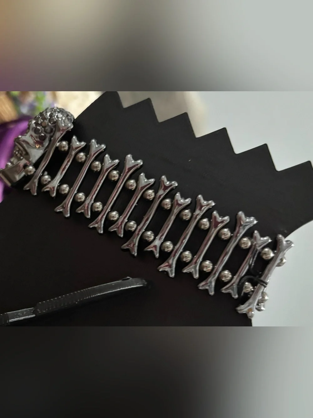 Natasha Couture bold hematite